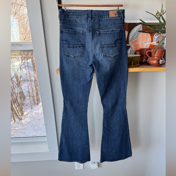 American Eagle Dark Indigo Blue Hi-Rise Artist Flare Leg Jeans Size 6 - Picture 2 of 9